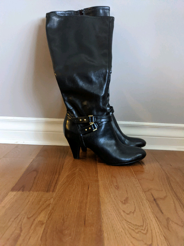 Women's Black Boots dans Femmes - Chaussures  à Kingston