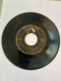 Elvis Presley 45 - 4 Songs, Shake,Rattle and Roll, I Love you …