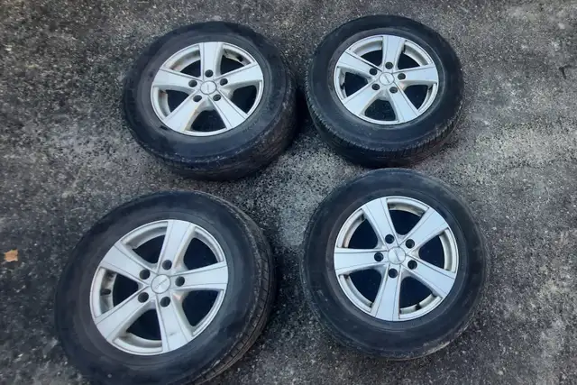 16" Dodge Alloy Rims in Tires & Rims in Kingston - Image 2