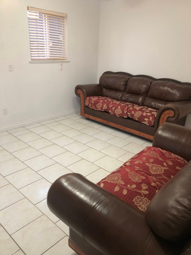 4 br 2 full bath for rent ground floor in newly renovated house Room Rentals & Roommates