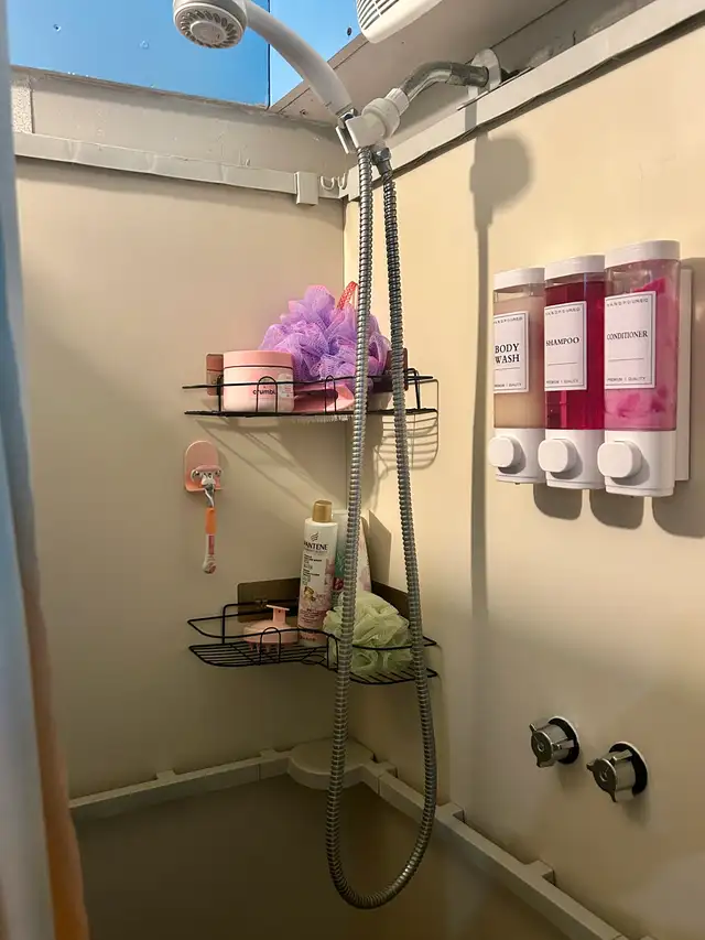 Room for sublet near Algonquin College ($620/mo all inclusive) in Room Rentals & Roommates in Ottawa - Image 5