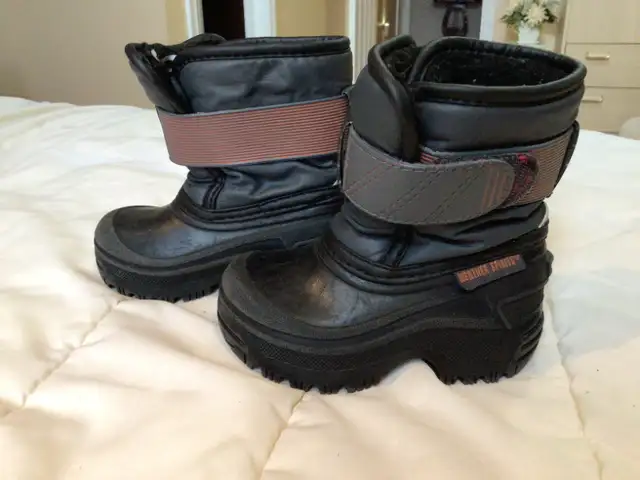 Bottes pour petits Weather Spirits Boots Toddler size 5 in Kids & Youth in Bathurst - Image 2