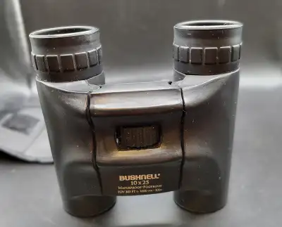 Bushnell 10x 25 Compact Water/Fogproof FOV 303 FT /1000 Yds 101m, View more