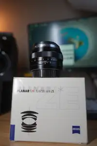 Zeiss 50mm f1.4 Planar (Canon EF Mount)