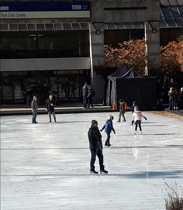 BEGINNER OUTDOOR SKATING LESSONS MEL LASTMAN SQUARE RINK64667464251521123