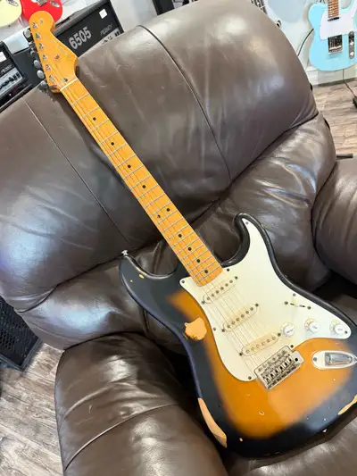 Distressed Partscaster Strat, View more