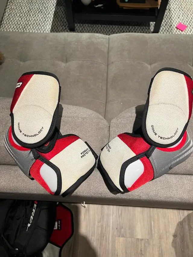 men’s hockey gear in Hockey in Kitchener / Waterloo - Image 7