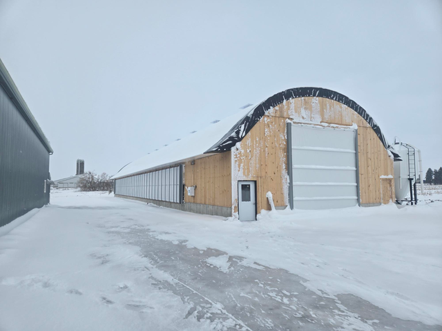 SIMPLE TARP DOOR SYSTEMS in Other Business & Industrial in Owen Sound - Image 6