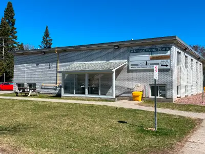 Office Space for Lease #6 Glenn Wood Place in Brockville 2,300 square feet Ample Parking Exterior Ac...