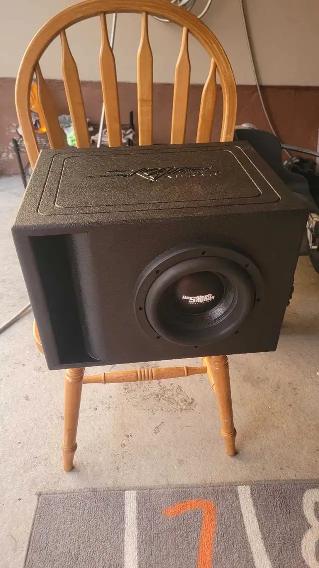 Resilient sounds 8in 1000rms sub 63826837782531123