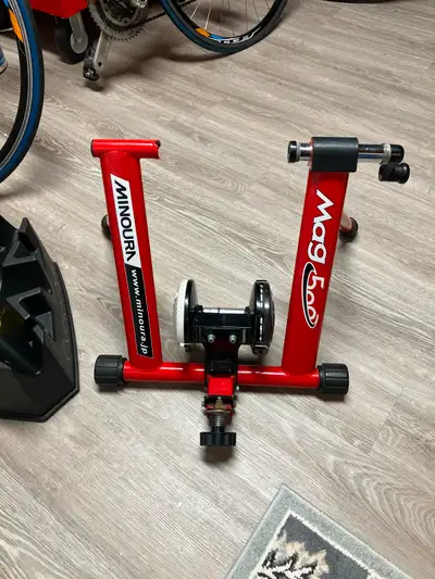 Minoura Mag 500 Magnetic Cycle Trainer, View more