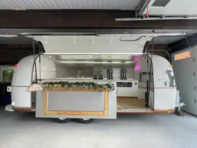 Classic 1975 Airstream Argosy special event trailer/bar/mobile store. This retro trailer is a show s...