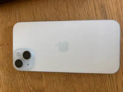 iPhone 15 plus - white 128, View more