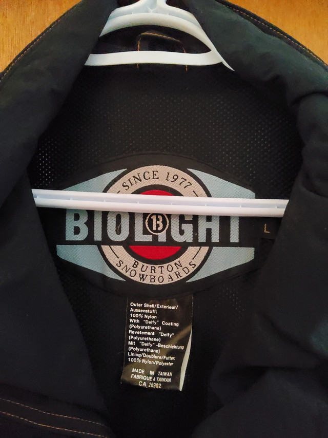 Snowboarding Pullover Burton - XL dans Planches à neige  à Ville de Montréal