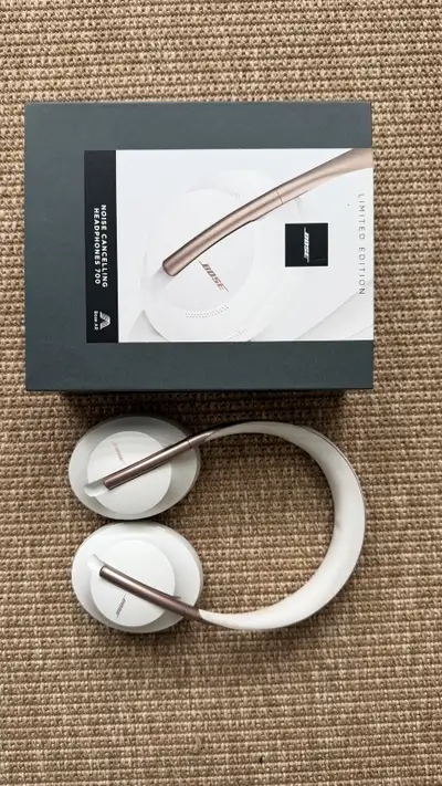 Bose Noise Cancelling Headphones 700, View more