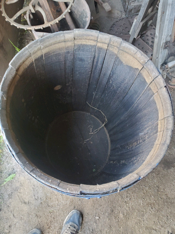 Antique Oak Barrel in Arts & Collectibles in Edmonton - Image 2