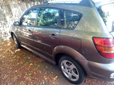 Its a car. It looks like it does in the pictures. I am not sure that anyone ever actually reads thes...