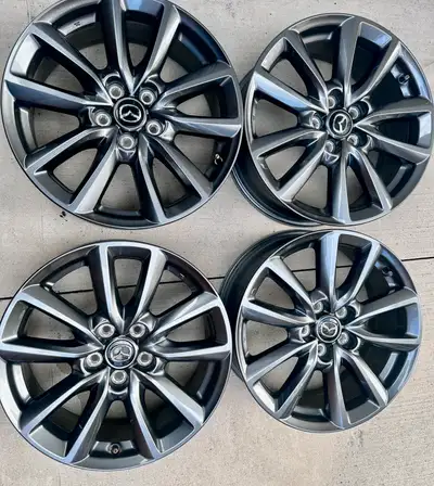 2025 mazda 3 Oem 18 inches set 4 alloy rims Brand new Bolt pattern 5x114.3 Hub 73