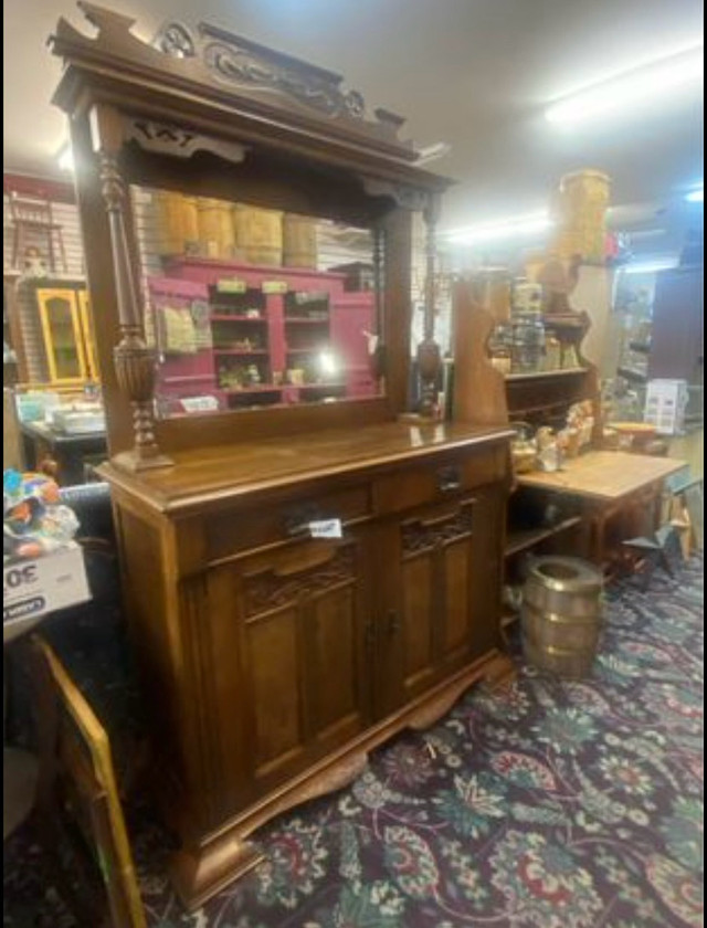 Beautiful Vintage Sideboard  in Hutches & Display Cabinets in Fredericton