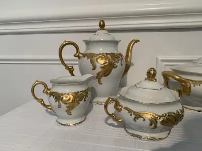 Set of 12 Vintage Walbrzych dinnerware, View more