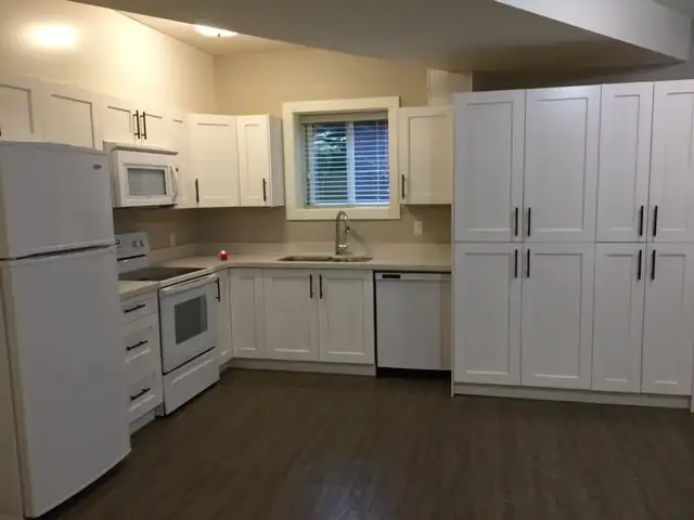 **2 BDRM BASEMENT SUITE*FOR*RENT IN SOUTH SURREY** in Long Term Rentals in Delta/Surrey/Langley - Image 8