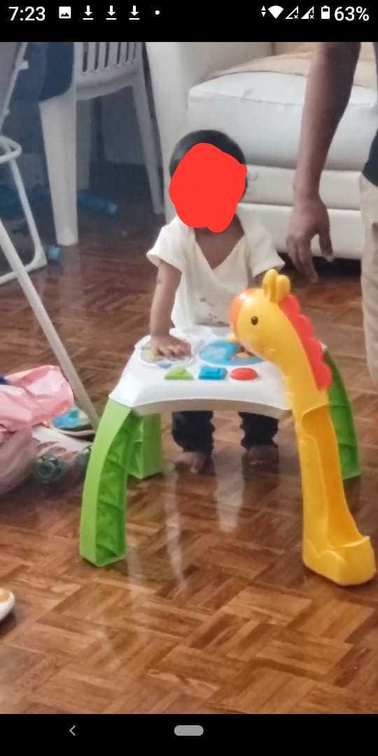 Fisher-Price Animal Friends Learning Table in Playpens, Swings & Saucers in Mississauga / Peel Region