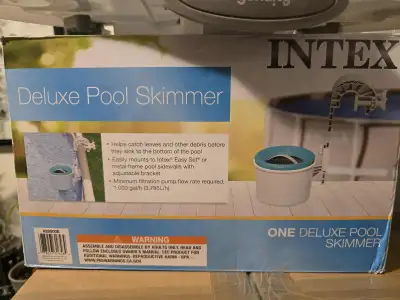 Keep your pool sparkling clean with the Intex Deluxe Pool Skimmer. It easily attaches to Intex Easy...