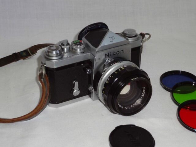 NIKON CLASSIC CAMERAS in Cameras & Camcorders in Hamilton - Image 2