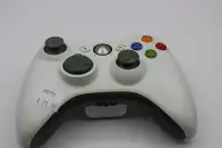 Xbox Core Wireless Gaming Controller – Robot White (#38293-2)