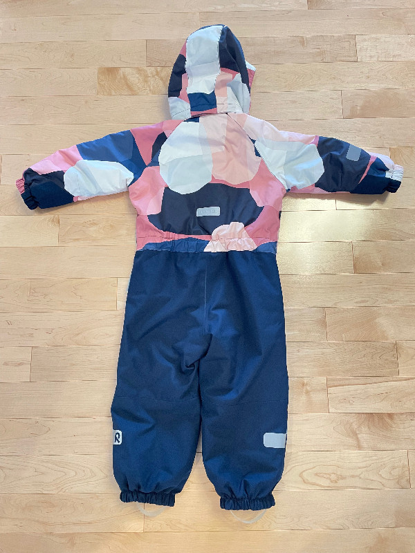 Reimatec Waterproof Snowsuit size 4T (104cm) - Pink/Navy/White in Clothing - 4T in Ottawa - Image 2