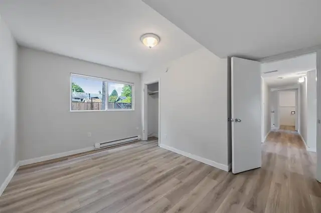 Stunning Bright 2-3 Bed Above-Ground Home/Private Entry/ Central in Long Term Rentals in Tricities/Pitt/Maple - Image 4