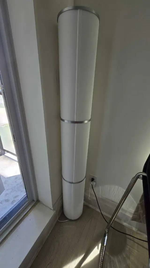 Ikea White Floor Lamp in Indoor Lighting & Fans in Markham / York Region - Image 5