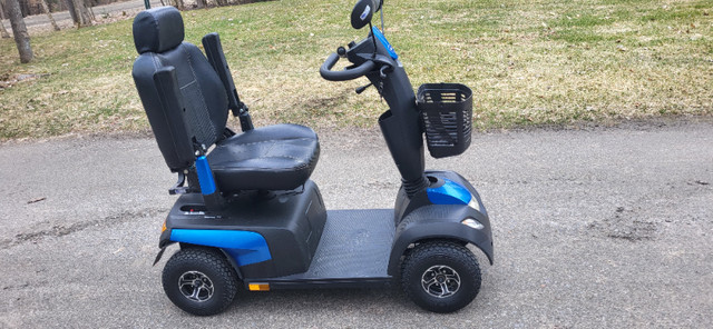 For Sale: Invacare Mobility Scooter in Health & Special Needs in North Bay - Image 2
