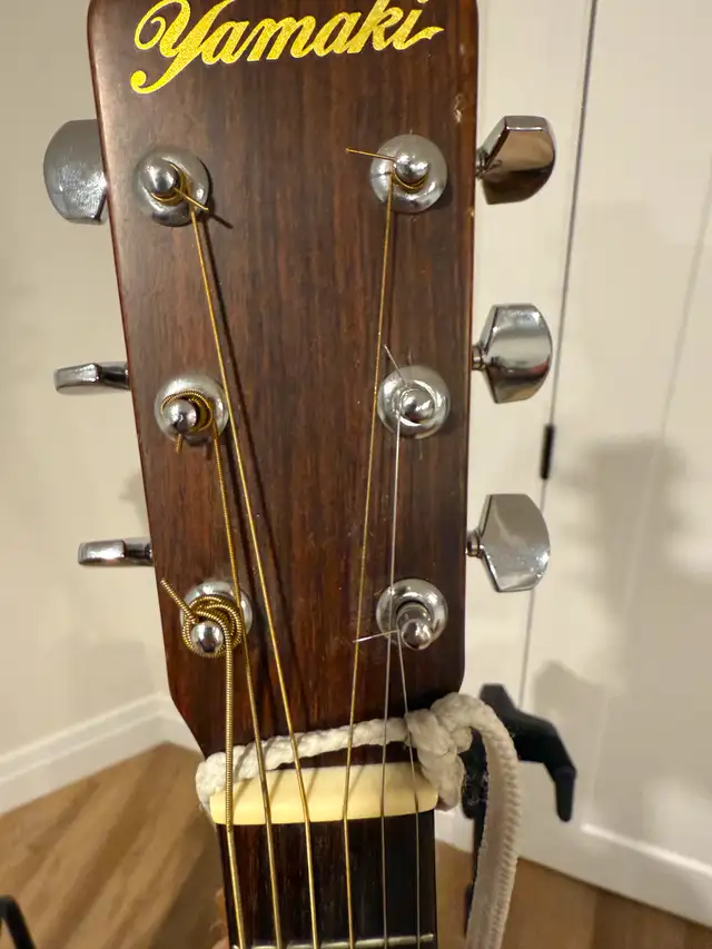 1977 Yamaki Acoustic Guitar AY331S62863279499009123