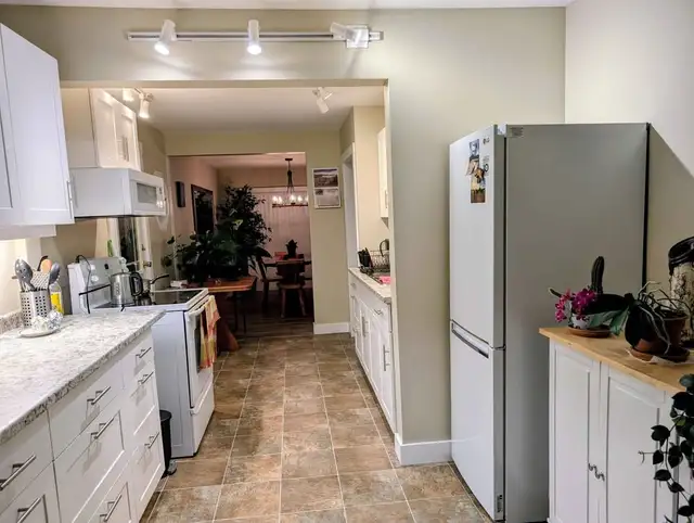 Top Floor of House for Rent - 1 Bedroom in Long Term Rentals in Cranbrook - Image 7