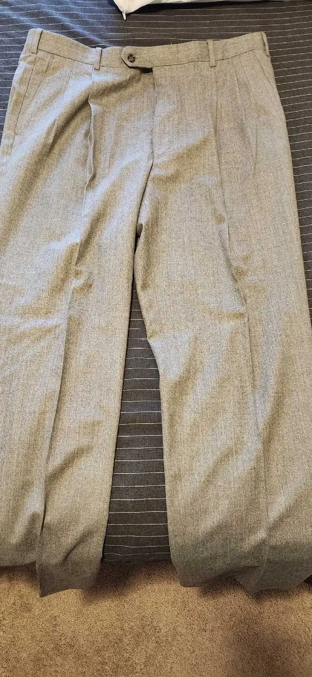 dress pants mens riviera  in Men's in Hamilton - Image 3