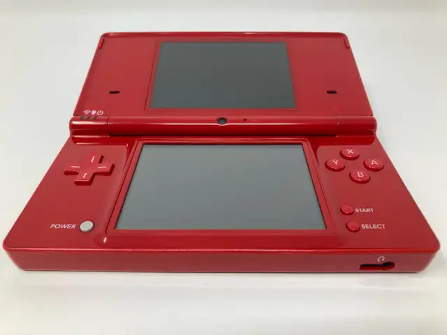 Gloss Red Nintendo DSi + 120 Games in Nintendo DS in Kawartha Lakes - Image 3