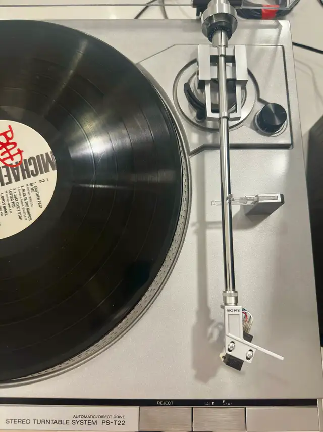 Sony PS-T22 Direct Drive Turntable w/ Shure M44-7 in Stereo Systems & Home Theatre in Calgary - Image 9