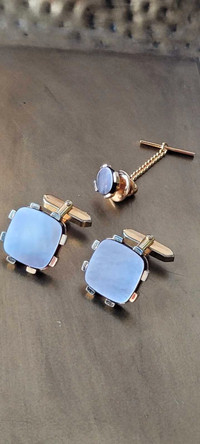 3 Piece Mother of Pearl Cufflinks and Tie Tack Jewelry Set