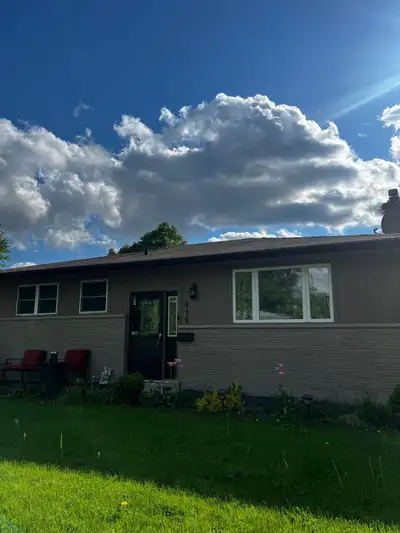 Newly renovated 6-bedroom house available for rent. The home includes 3 bedrooms in the basement and...