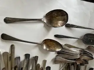 Vintage Silverplate Flatware - Seven Pounds - Crafting in Arts & Collectibles in Winnipeg - Image 5