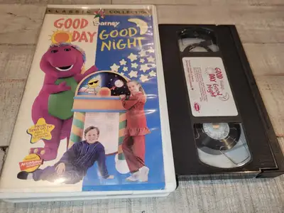 Relive childhood memories with this used Barney Good Day Good Night VHS tape, a classic for kids age...