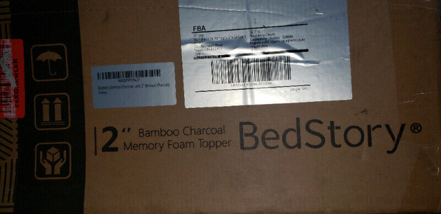 BedStory, 2 inch Bamboo Charcoal Memory Foam Topper.Twin size. in Beds & Mattresses in Calgary