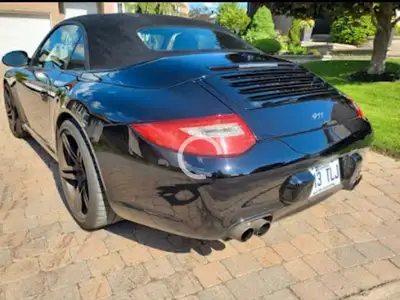Porsche 911S 2011