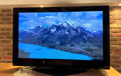 Panasonic Viera 50" TH-50PZ750U 1080p HDTV Plasma TV, View more