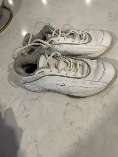 Women’s Nike air golf shoes 7.5, Voir plus