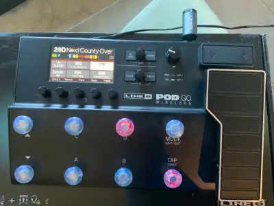 Line 6 Pod Go Wireless Floor Model Amp -New, View more