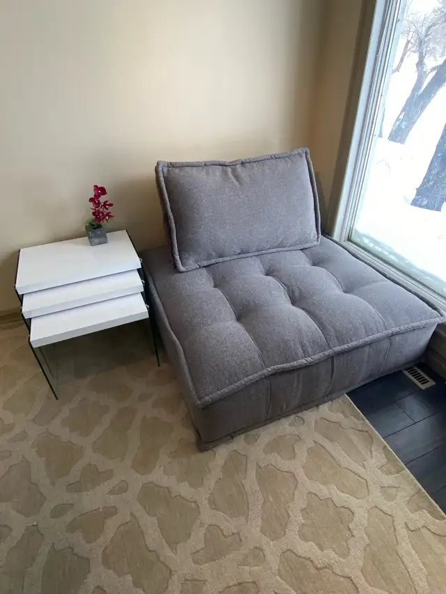 brand new corner chair w backrest62863737802883122