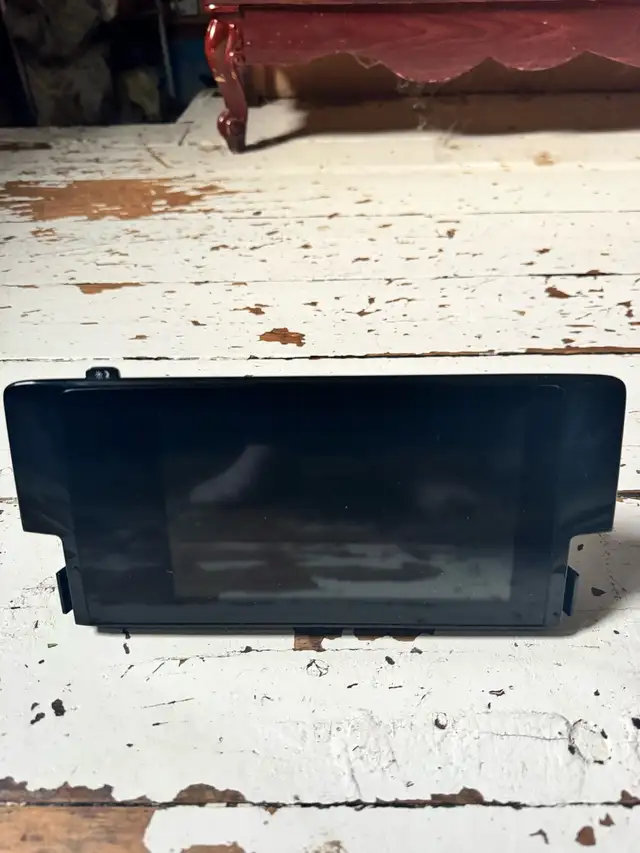 2017 Honda Civic Infotainment Display 39710-TBA-A11 in Other in Stratford - Image 3