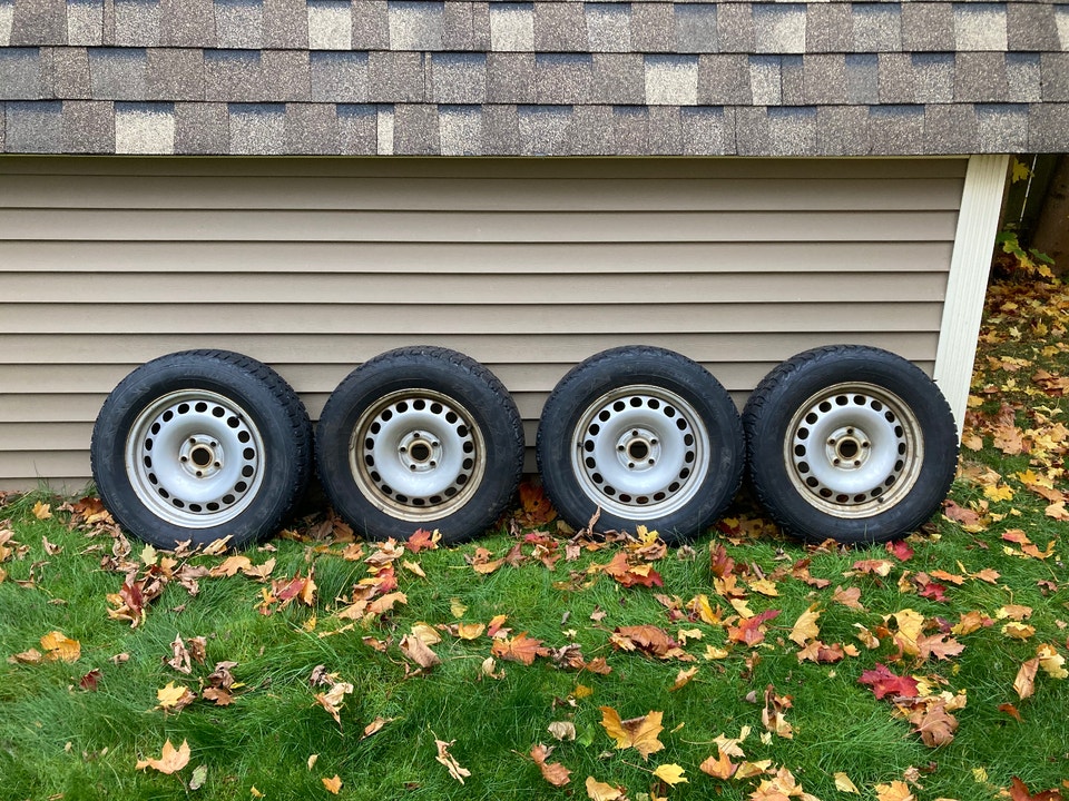4 Genuine VW 16 inch steel rims with snow tires mounted | Tires & Rims ...